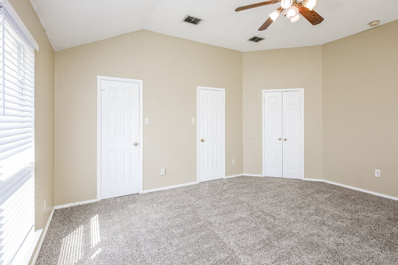 2,660/Mo, 1225 Paul Dr Cedar Hill, TX 75104 Master Bedroom View 4