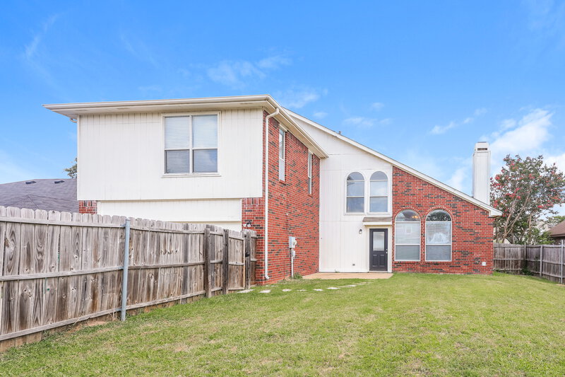2,595/Mo, 1225 Paul Dr Cedar Hill, TX 75104 Rear View