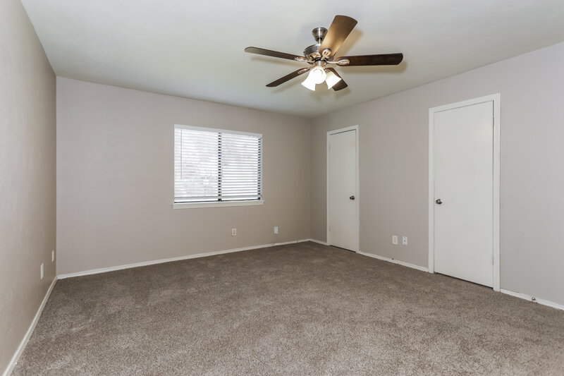1,955/Mo, 304 Matterhorn St Cedar Hill, TX 75104 Main Bedroom View 2