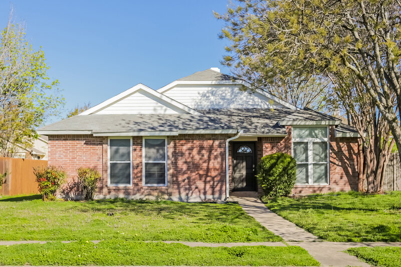2,470/Mo, 838 Weaver St Cedar Hill, TX 75104 External View