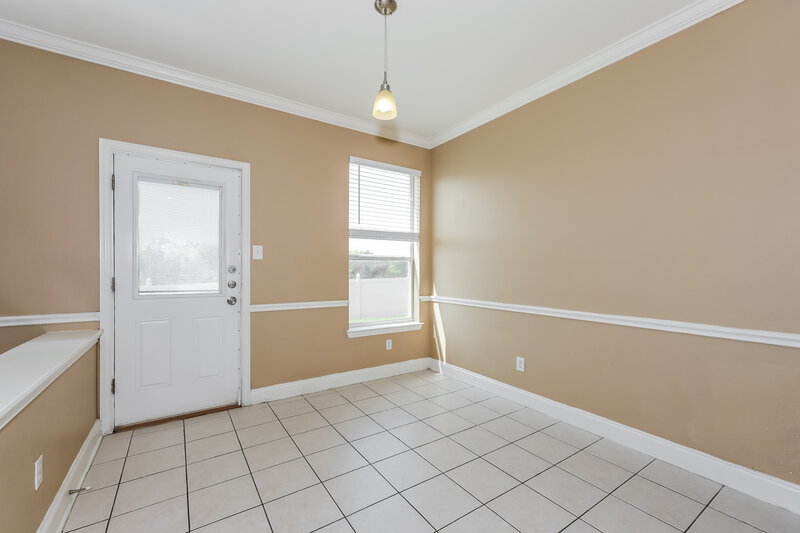 2,350/Mo, 568 Stonewall Dr Cedar Hill, TX 75104 Dining Room View