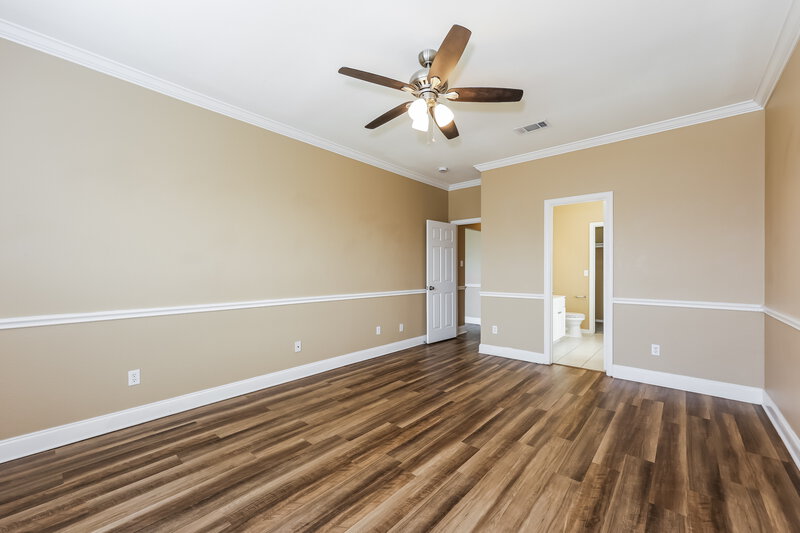 2,350/Mo, 568 Stonewall Dr Cedar Hill, TX 75104 Main Bedroom View 2