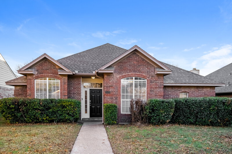 2,344/Mo, 1530 High Pointe Ln Cedar Hill, TX 75104 External View