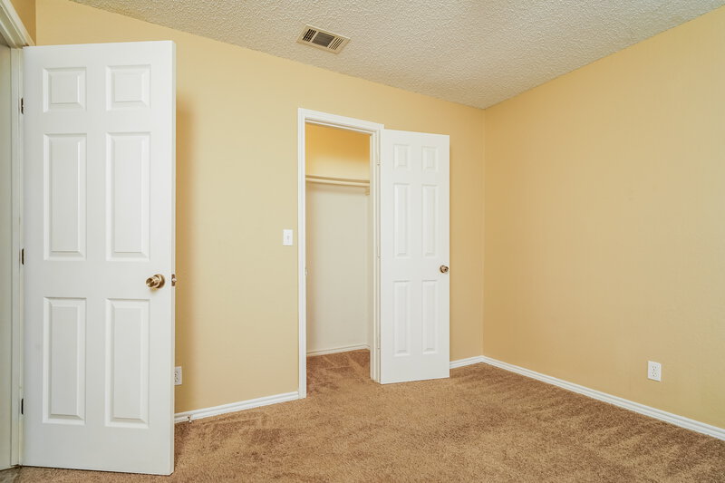 2,085/Mo, 1103 Castleman Dr Cedar Hill, TX 75104 Bedroom View 4