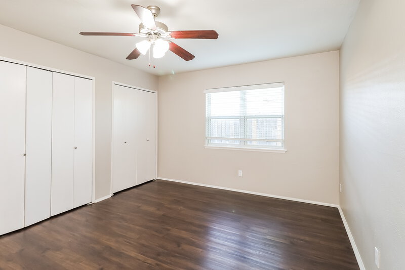 2,190/Mo, 628 Jamille Dr DeSoto, TX 75115 Main Bedroom View