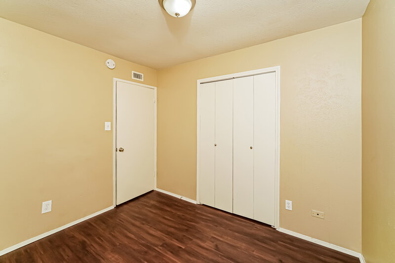 2,190/Mo, 628 Jamille Dr DeSoto, TX 75115 Bedroom View 6