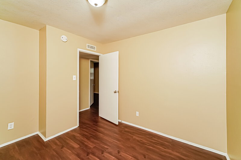 2,190/Mo, 628 Jamille Dr DeSoto, TX 75115 Bedroom View 7