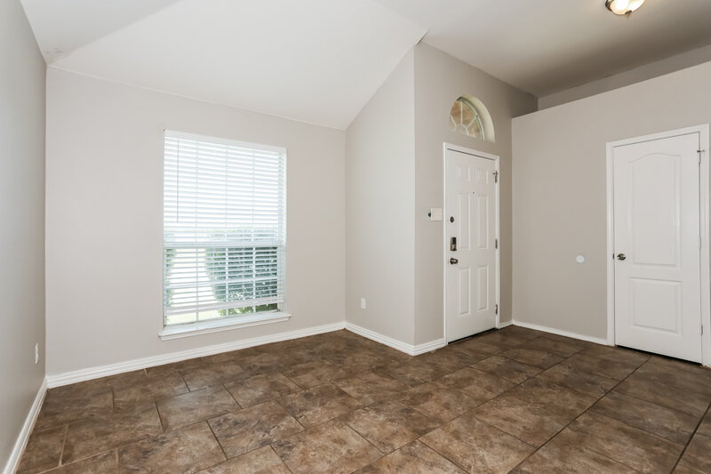 2,235/Mo, 324 Rio Grande Dr DeSoto, TX 75115 Family Room View
