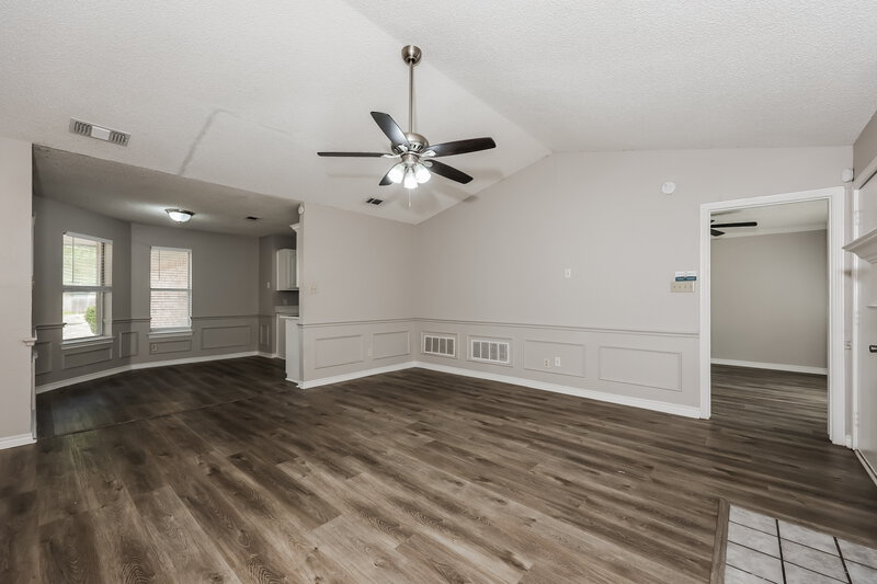2,115/Mo, 1311 Mallard Dr DeSoto, TX 75115 Living Room View 2