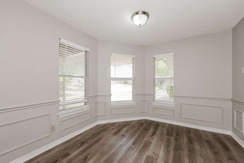 2,115/Mo, 1311 Mallard Dr DeSoto, TX 75115 Dining Room View
