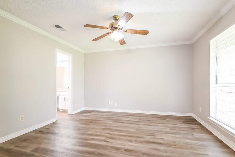 1,850/Mo, 1311 Mallard Dr DeSoto, TX 75115 Main Bedroom View 2