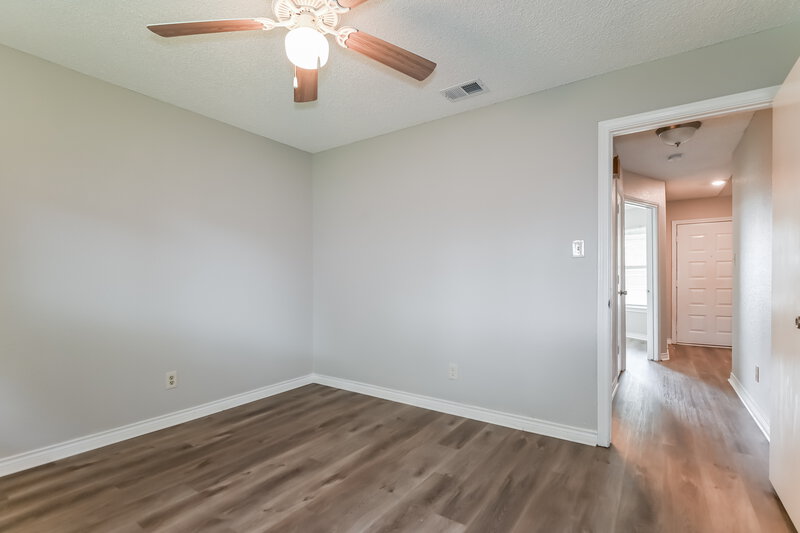 1,850/Mo, 1311 Mallard Dr DeSoto, TX 75115 Bedroom View 3