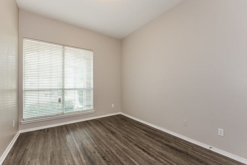 2,805/Mo, 825 Camelia Ct DeSoto, TX 75115 Bedroom View 3