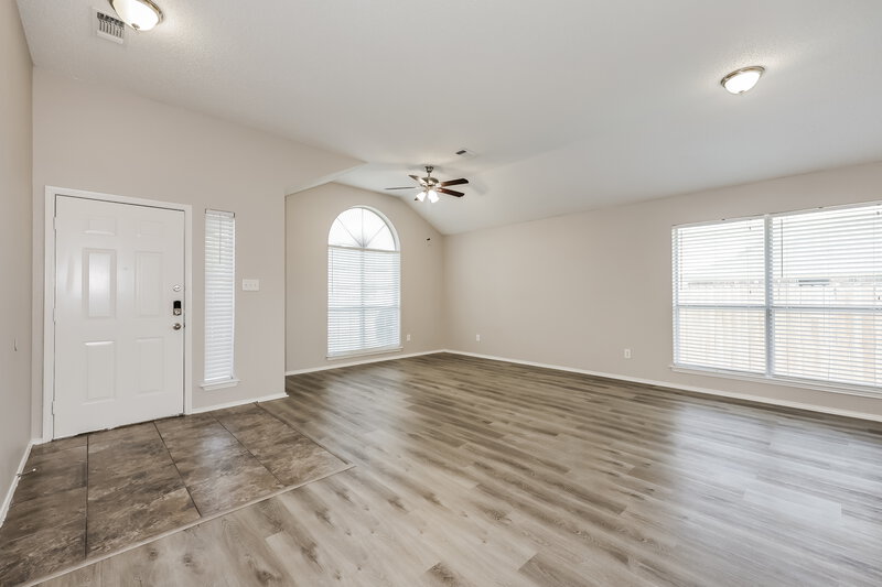 2,550/Mo, 1017 Canterbury Trail DeSoto, TX 75115 Dining Room View
