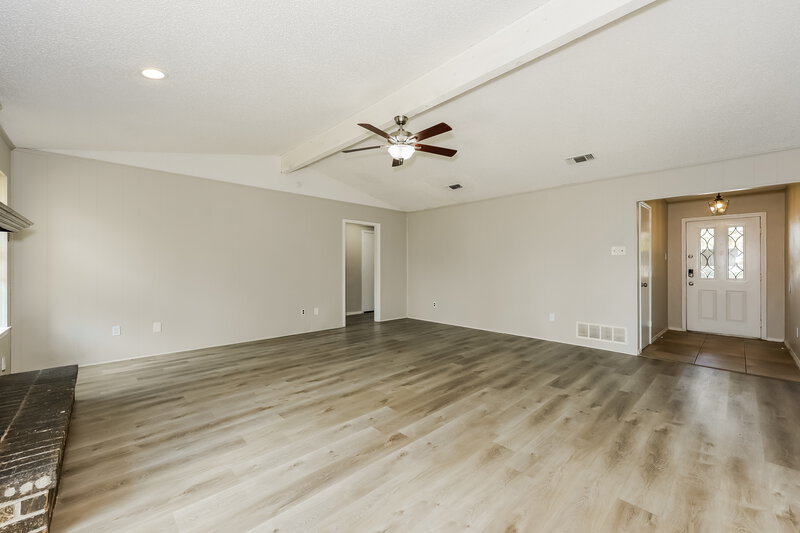 3,010/Mo, 1239 Sheree Ln Duncanville, TX 75116 Living Room View