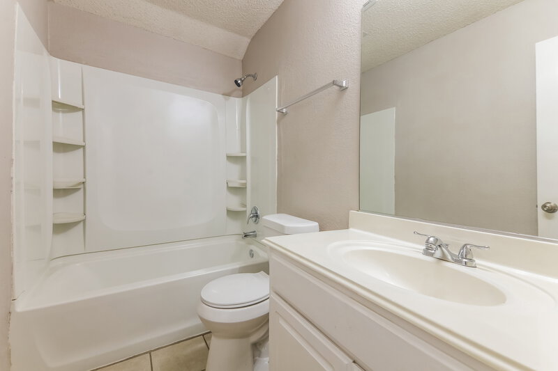1,880/Mo, 1108 Cumberland Dr Forney, TX 75126 Bathroom View