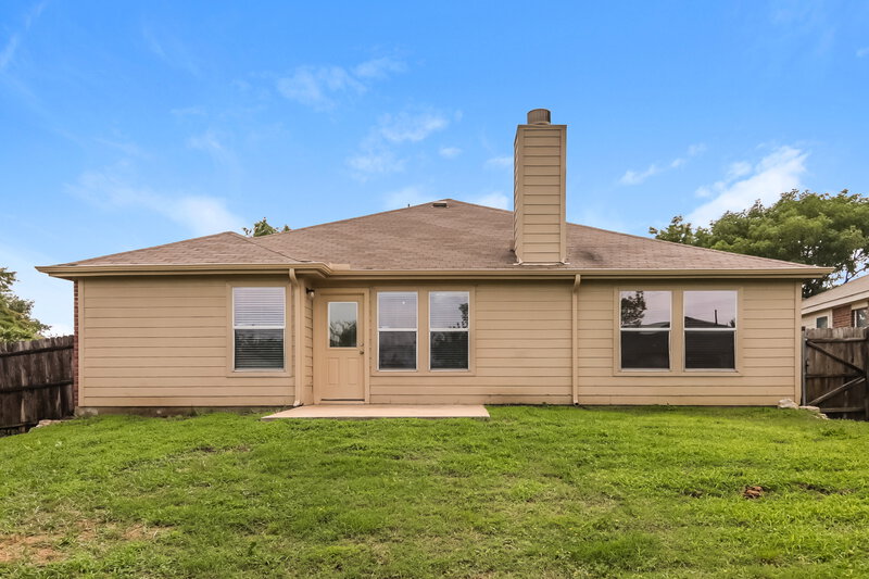 1,880/Mo, 1108 Cumberland Dr Forney, TX 75126 Rear View