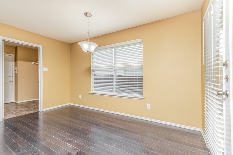 2,290/Mo, 2015 Woodhurst Trail Heartland, TX 75126 Dining Room View