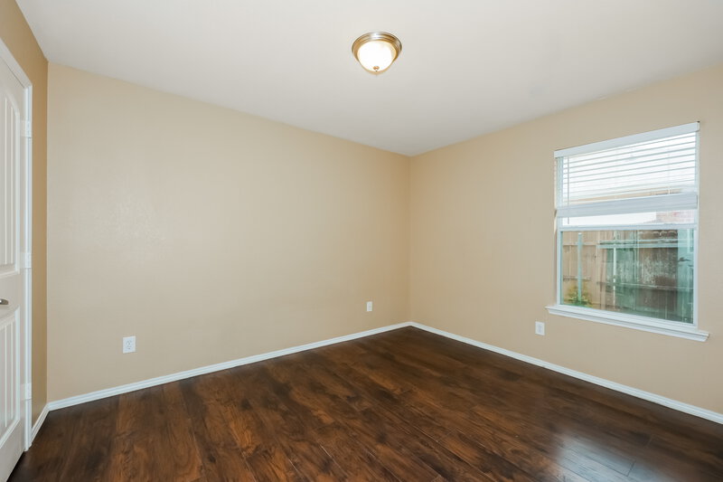 2,005/Mo, 2015 Woodhurst Trail Heartland, TX 75126 Bedroom View