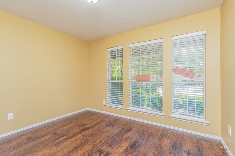 2,290/Mo, 2015 Woodhurst Trail Heartland, TX 75126 Bedroom View 2