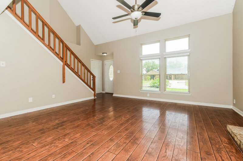 2,030/Mo, 511 Rosewood Ln Forney, TX 75126 Living Room View