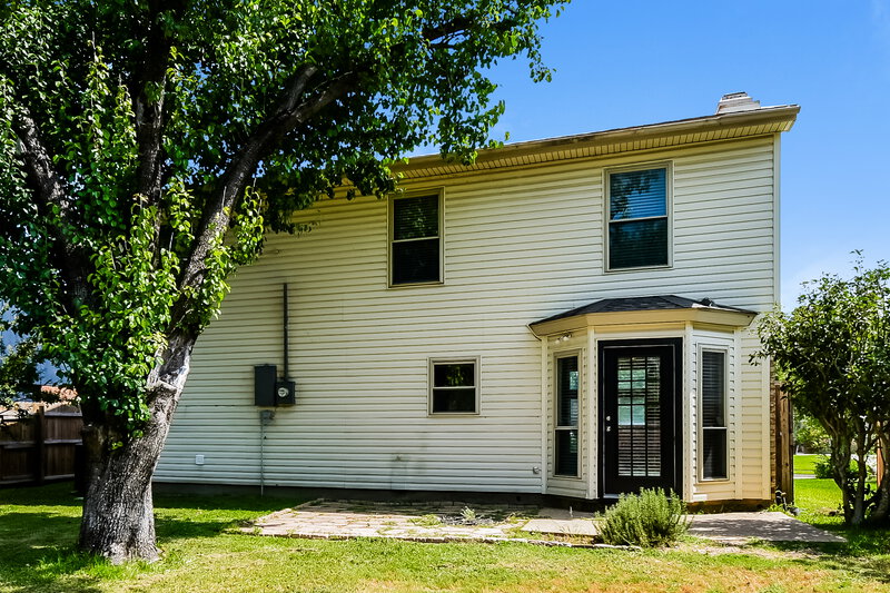 2,030/Mo, 511 Rosewood Ln Forney, TX 75126 Rear View