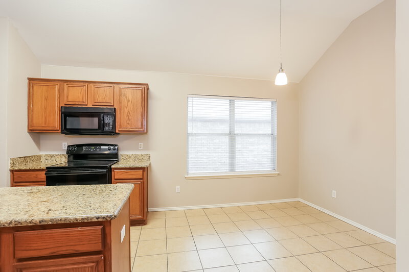 2,135/Mo, 1760 Cansler Ln Lancaster, TX 75134 Dining Room View