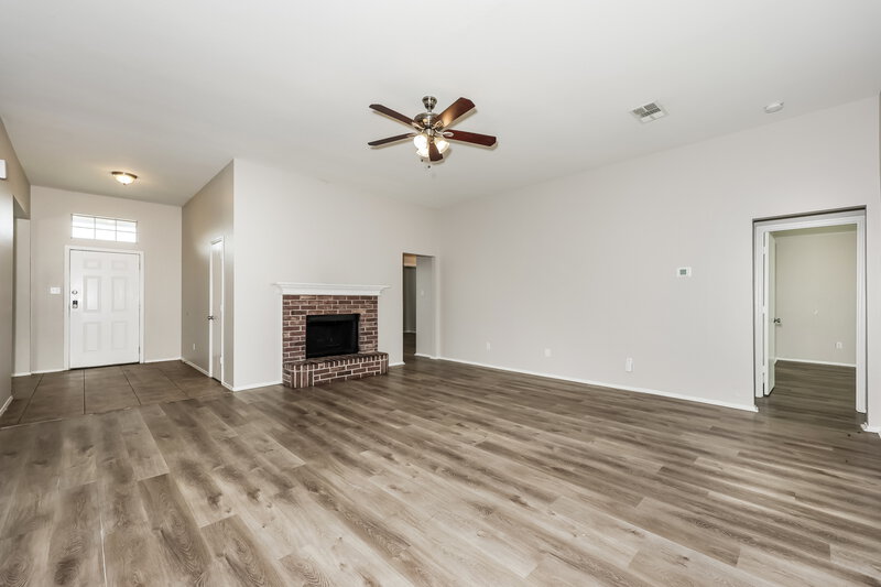 2,385/Mo, 1738 ONeal St Lancaster, TX 75134 Living Room View