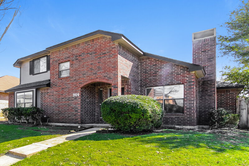 2,475/Mo, 914 Wayne Ave Duncanville, TX 75137 Front View