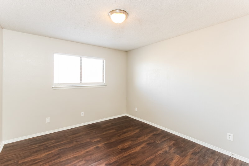 2,475/Mo, 914 Wayne Ave Duncanville, TX 75137 Bedroom View