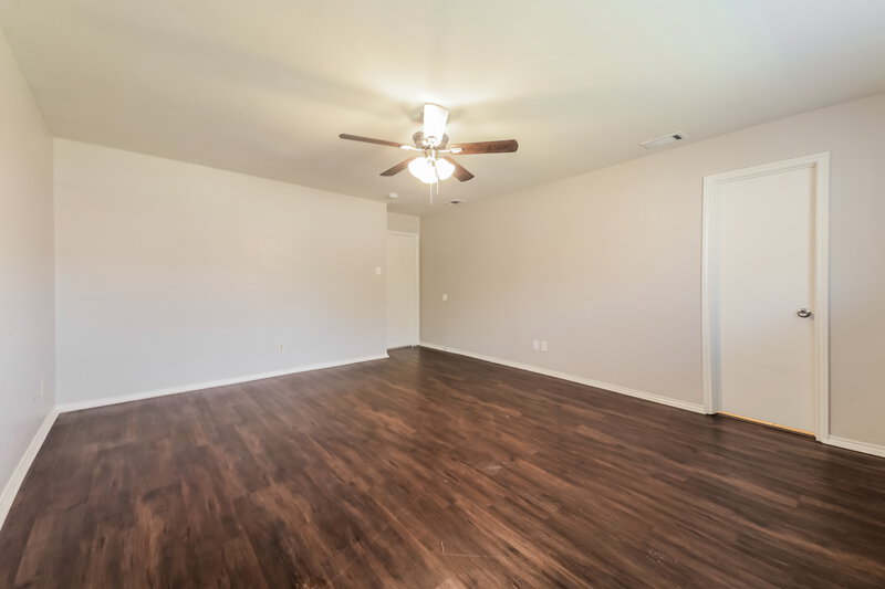 2,395/Mo, 315 Meadowlark Ln Duncanville, TX 75137 Main Bedroom View 2