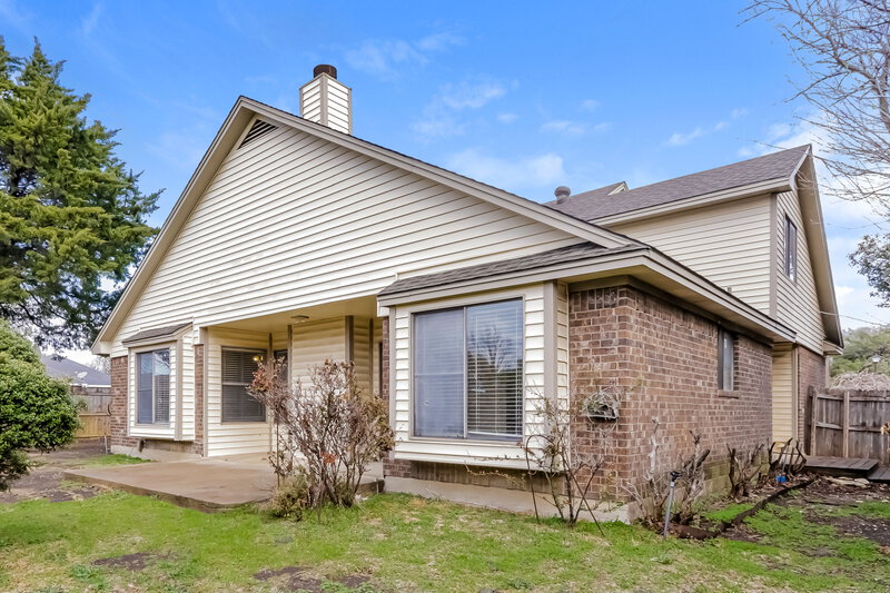 2,650/Mo, 1103 San Miguel Dr Duncanville, TX 75137 Rear View