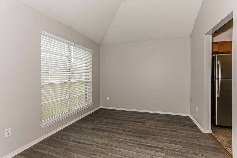 1,895/Mo, 1334 Meadow Creek Dr Lancaster, TX 75146 Dining Room View
