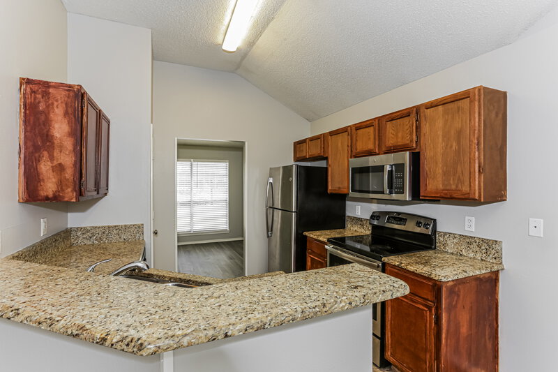 1,895/Mo, 1334 Meadow Creek Dr Lancaster, TX 75146 Kitchen View
