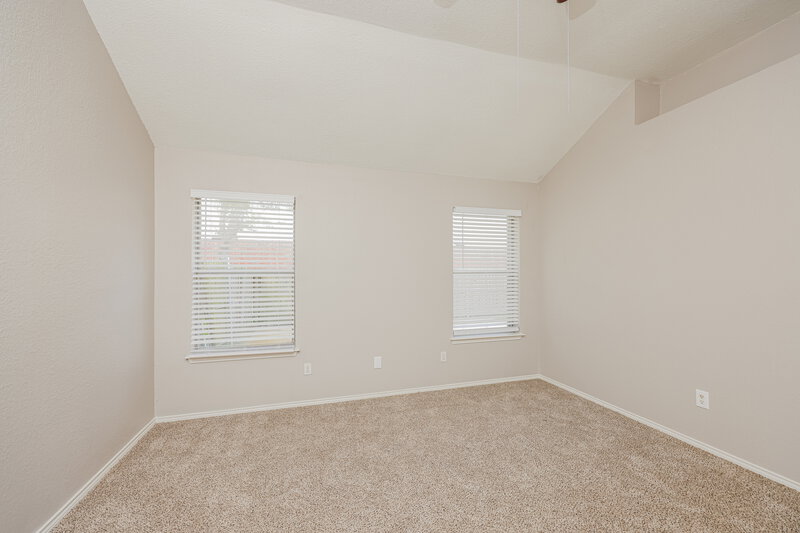 2,190/Mo, 2705 Pioneer Ln Lancaster, TX 75146 Main Bedroom View