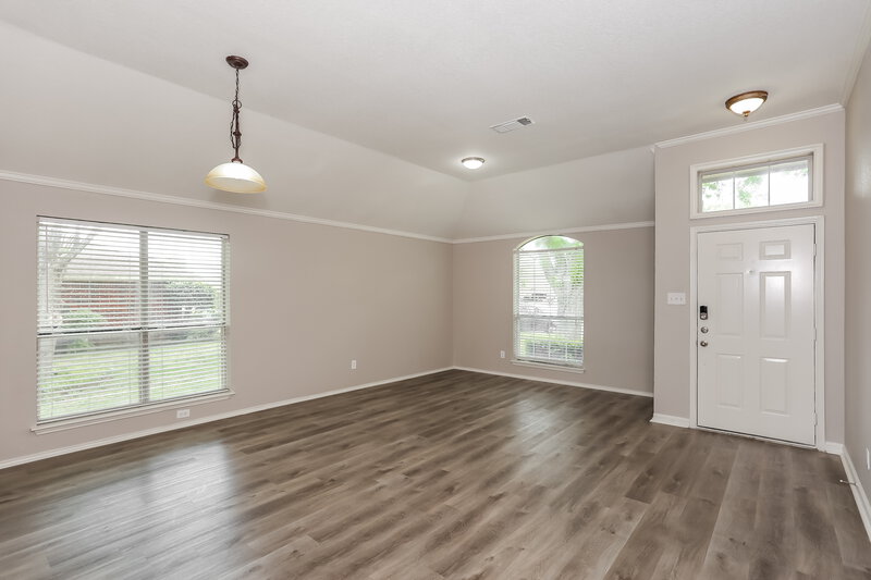 2,075/Mo, 510 Branchwood Dr Lancaster, TX 75146 Misc View