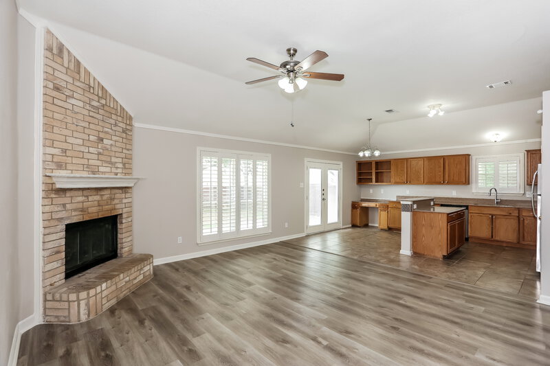 2,075/Mo, 510 Branchwood Dr Lancaster, TX 75146 Misc View 2