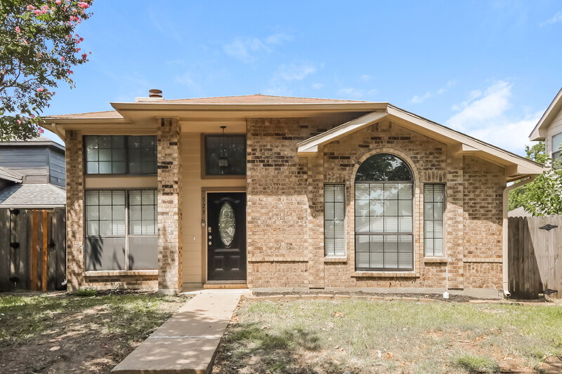 1,910/Mo, 529 Horse Shoe Bend Mesquite, TX 75149 External View
