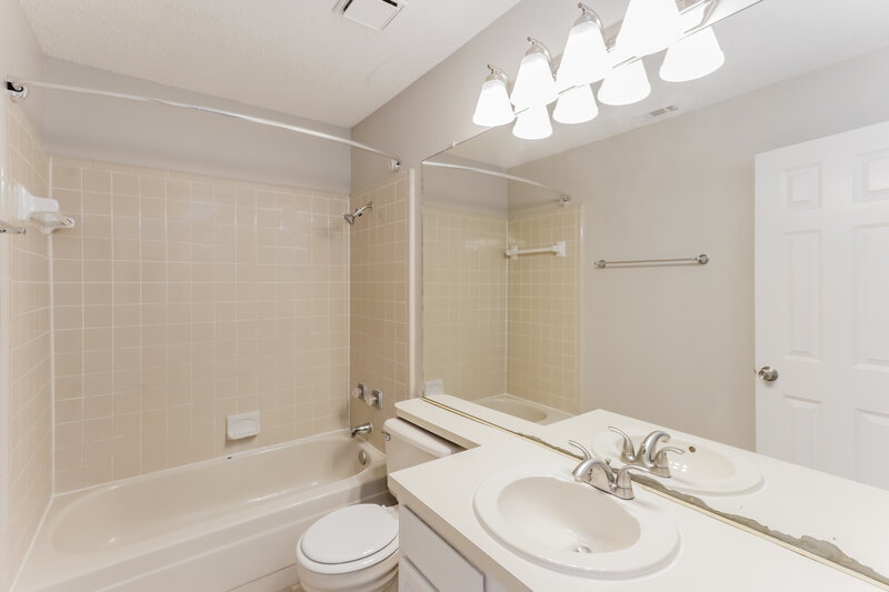 2,405/Mo, 321 Antietam Way Mesquite, TX 75149 Bathroom View