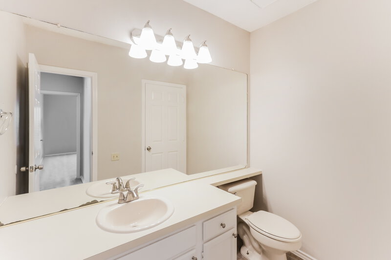 2,405/Mo, 321 Antietam Way Mesquite, TX 75149 Bathroom View 2