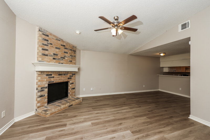 1,775/Mo, 115 Wilderness Trail Mesquite, TX 75149 Living Room View