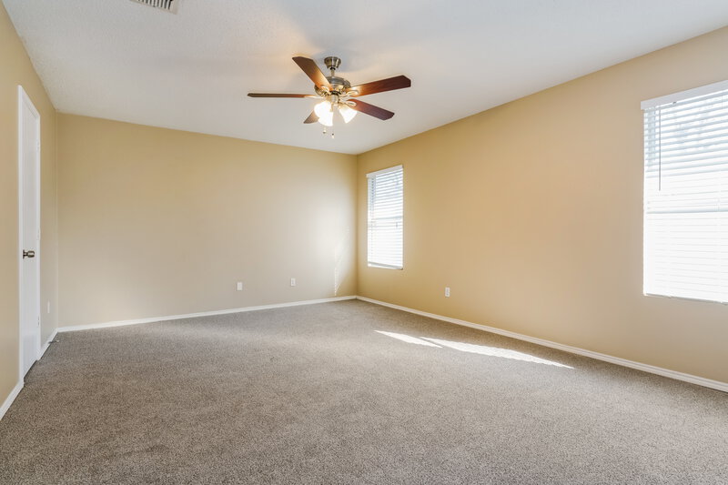 2,400/Mo, 2613 Cresthaven Dr Mesquite, TX 75149 Main Bedroom View