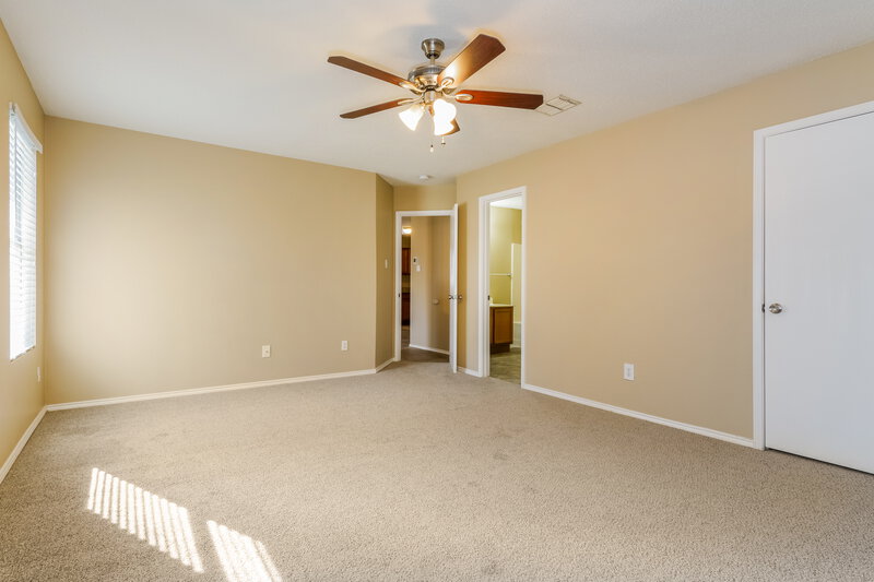 2,400/Mo, 2613 Cresthaven Dr Mesquite, TX 75149 Main Bedroom View 2
