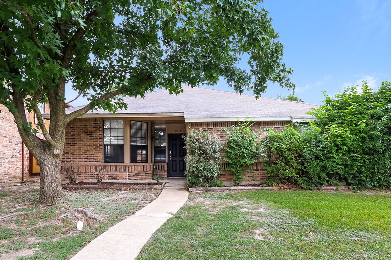 2,030/Mo, 1439 Colborne Dr Mesquite, TX 75149 External View