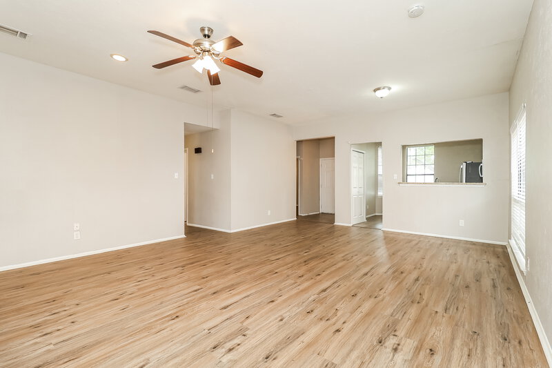 2,030/Mo, 1439 Colborne Dr Mesquite, TX 75149 Living Room View 2