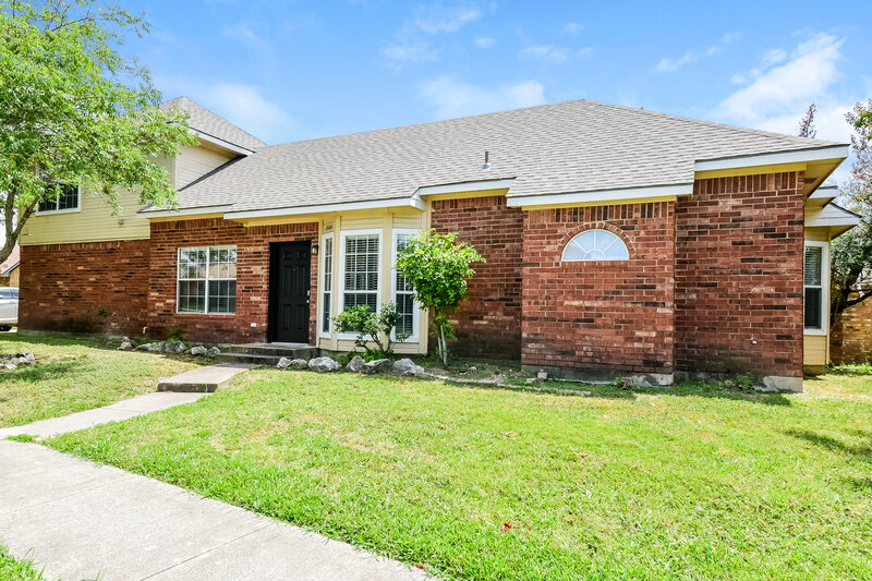 1,930/Mo, 1500 Hackamore St Mesquite, TX 75149 Front View