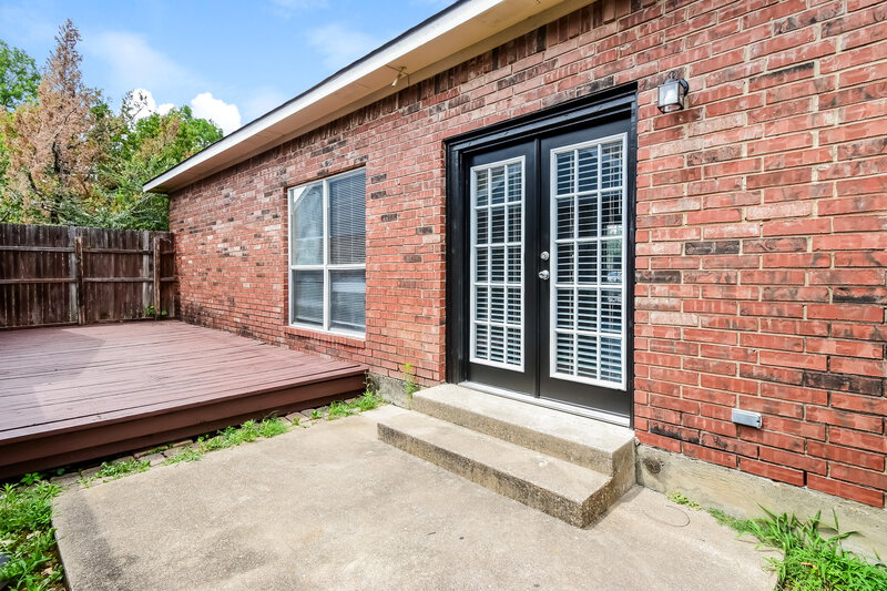 1,930/Mo, 1500 Hackamore St Mesquite, TX 75149 Rear View