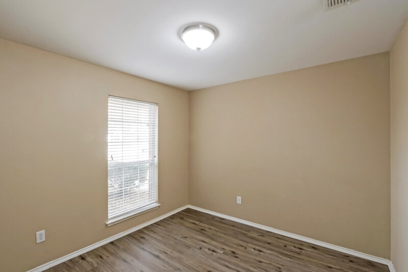 2,175/Mo, 1966 Carrington Dr Glenn Heights, TX 75154 Bedroom View