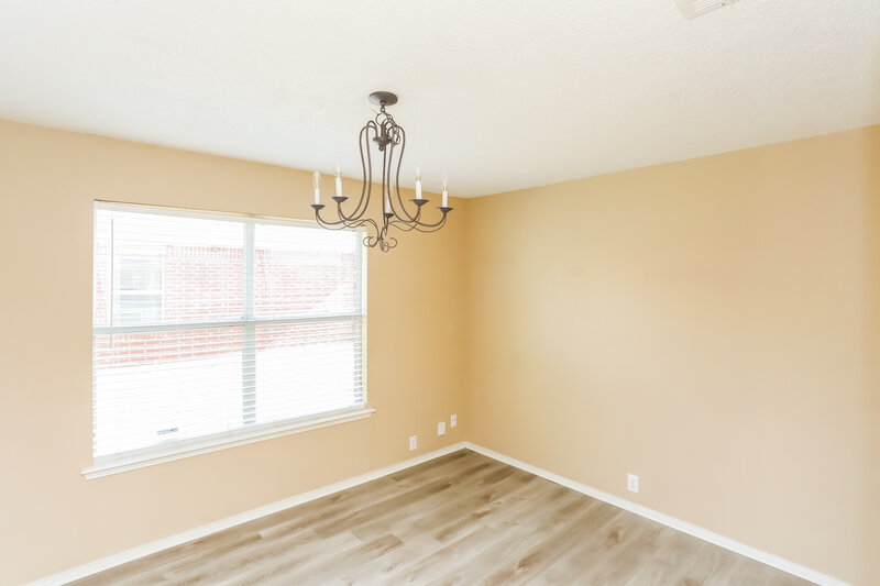 2,140/Mo, 1611 Shady Shores Dr Glenn Heights, TX 75154 Breakfast Nook View