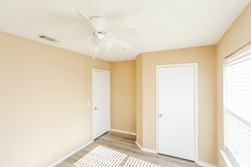 2,140/Mo, 1611 Shady Shores Dr Glenn Heights, TX 75154 Bedroom View 2